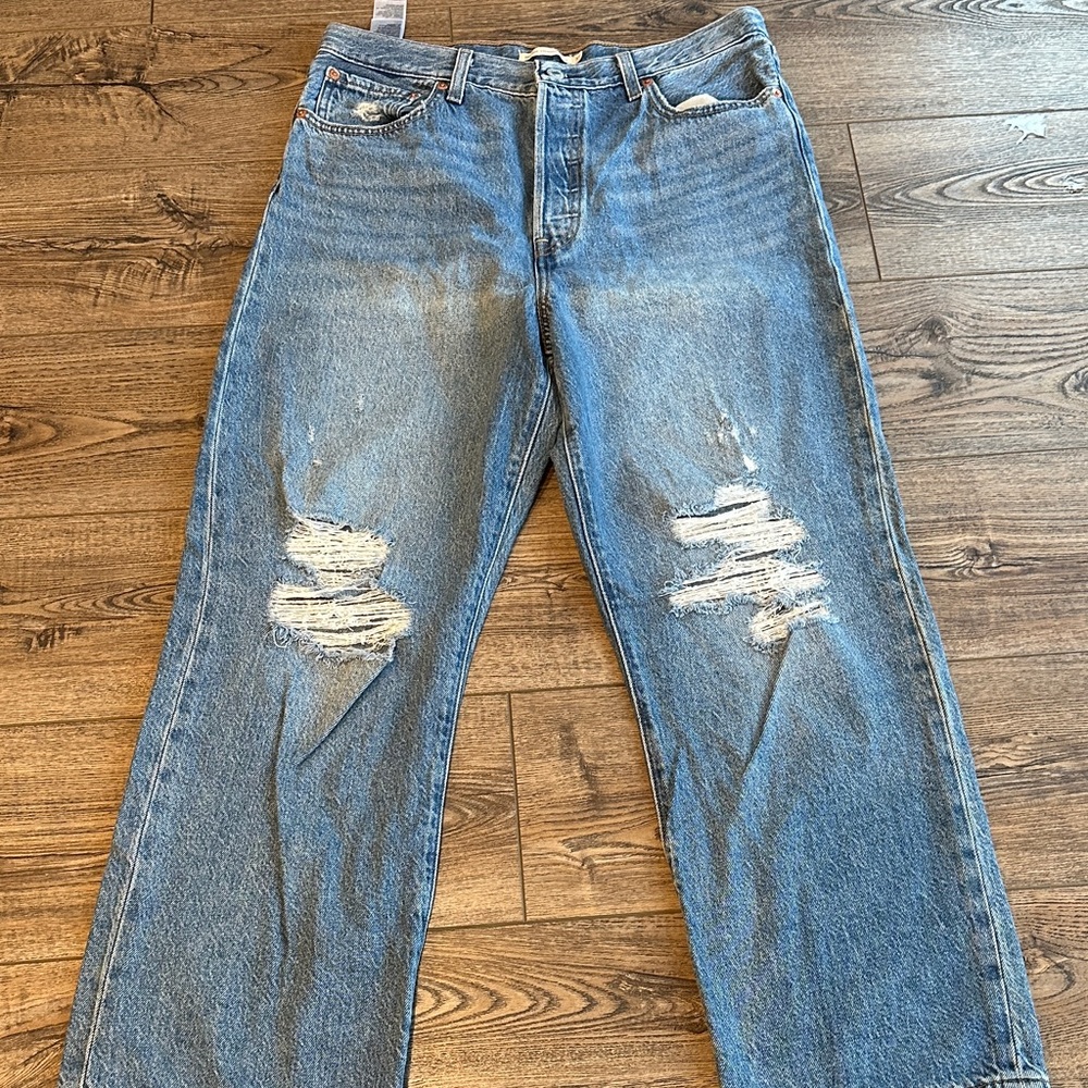 Levi’s Ribcage Straight Ankle Jeans 31